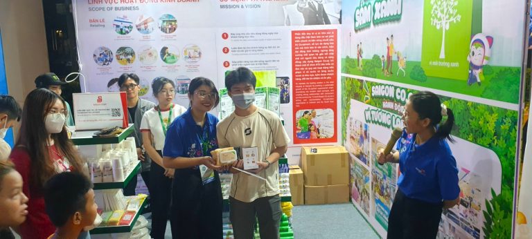 Co.op Finest Flushable Wet Wipes Manufactured by Dai Phat Phat Introduced in Saigon Co.op’s Green Shopping Journey 2023